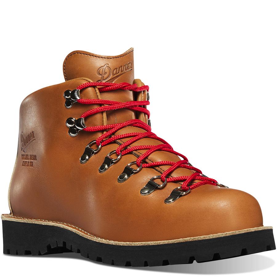 Men's Danner Mountain Light Cascade Hiking Boots Brown | AU4251QZ