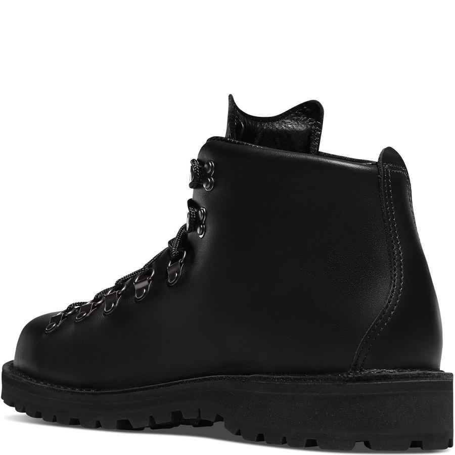 Women's Danner Mountain Light - GORE-TEX Boots Black | AU4579PQ